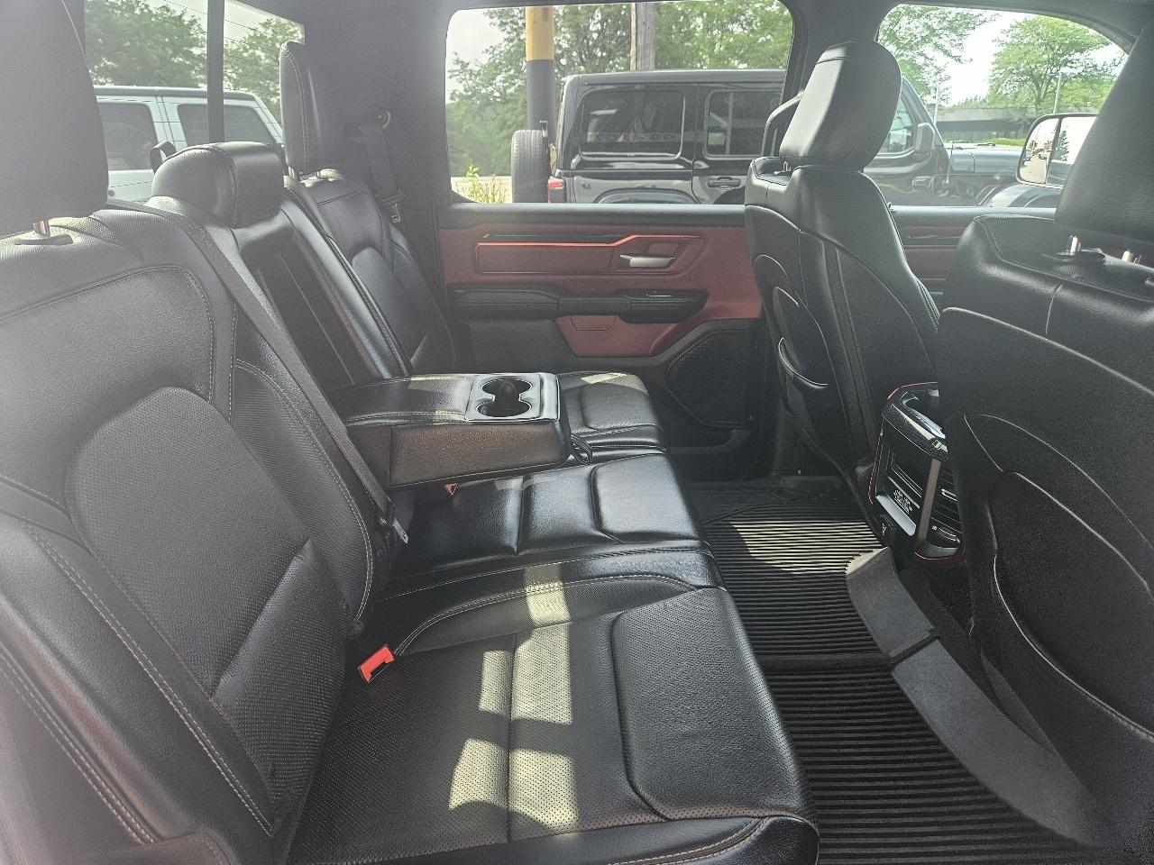 RAM 1500 Rebel 4x4 Crew Cab 5'7" Box 2019
