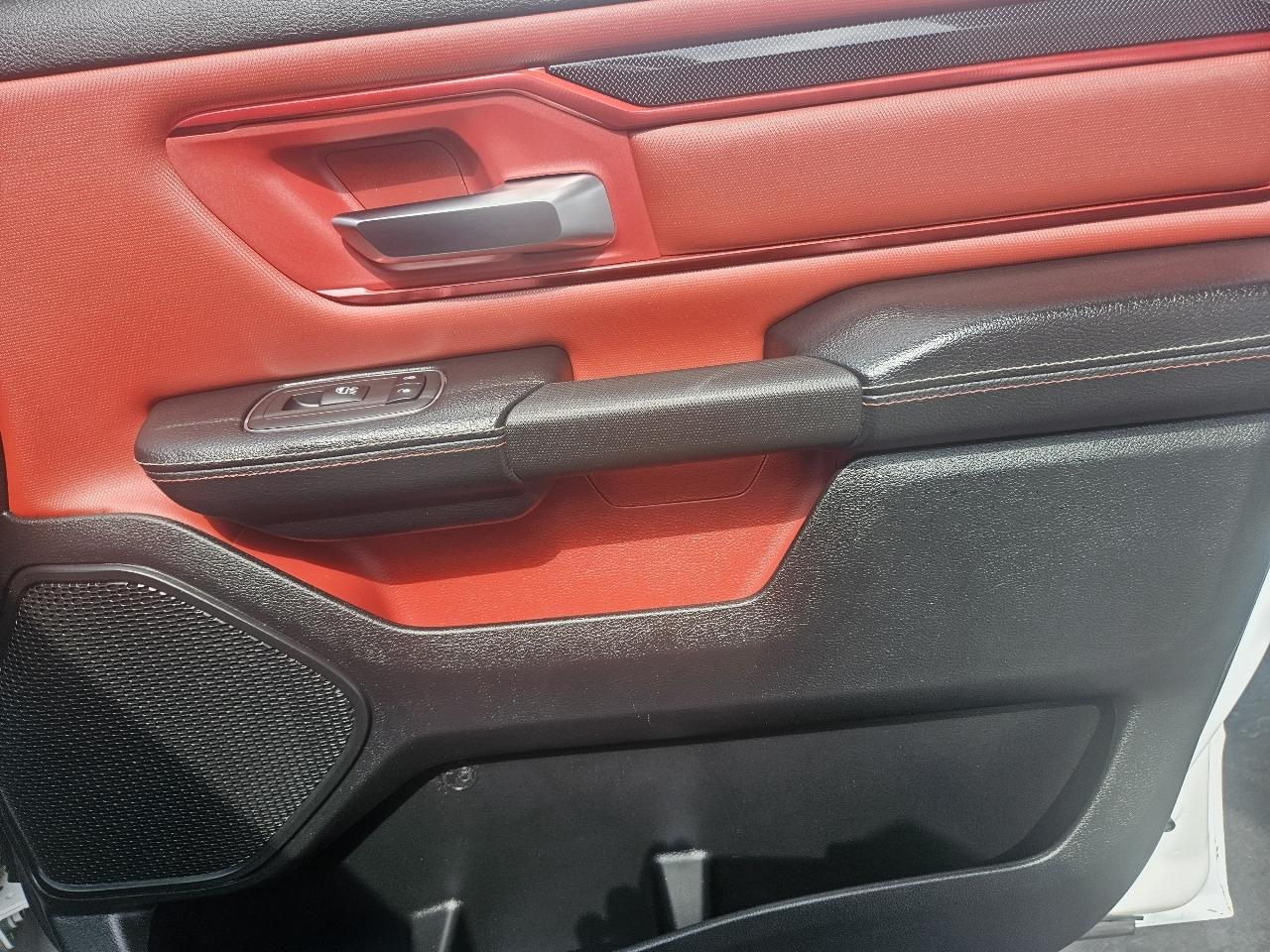 RAM 1500 Rebel 4x4 Crew Cab 5'7" Box 2019