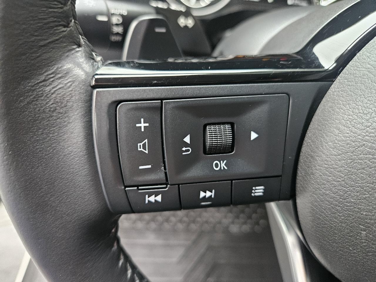 Nissan Pathfinder SL 4WD 2023