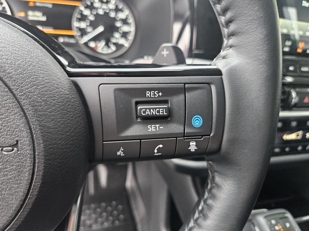 Nissan Pathfinder SL 4WD 2023