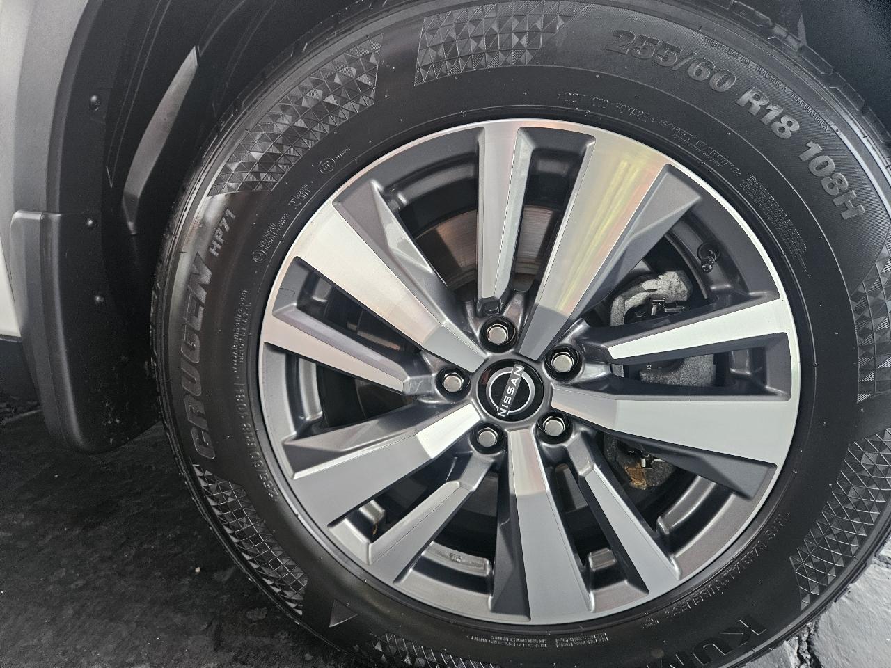 Nissan Pathfinder SL 4WD 2023
