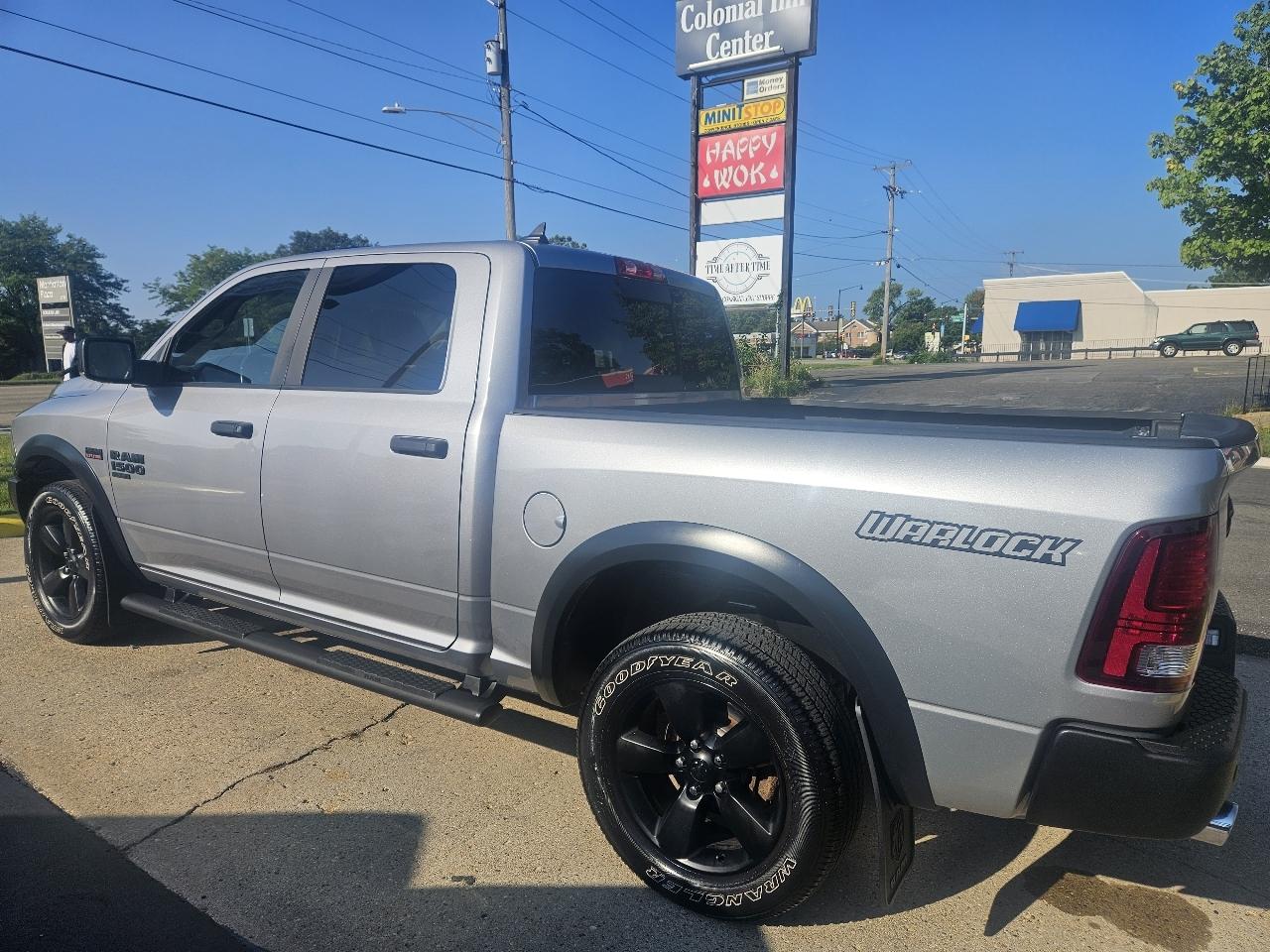 RAM 1500 Classic Warlock 4x4 Crew Cab 5'7" Box 2020