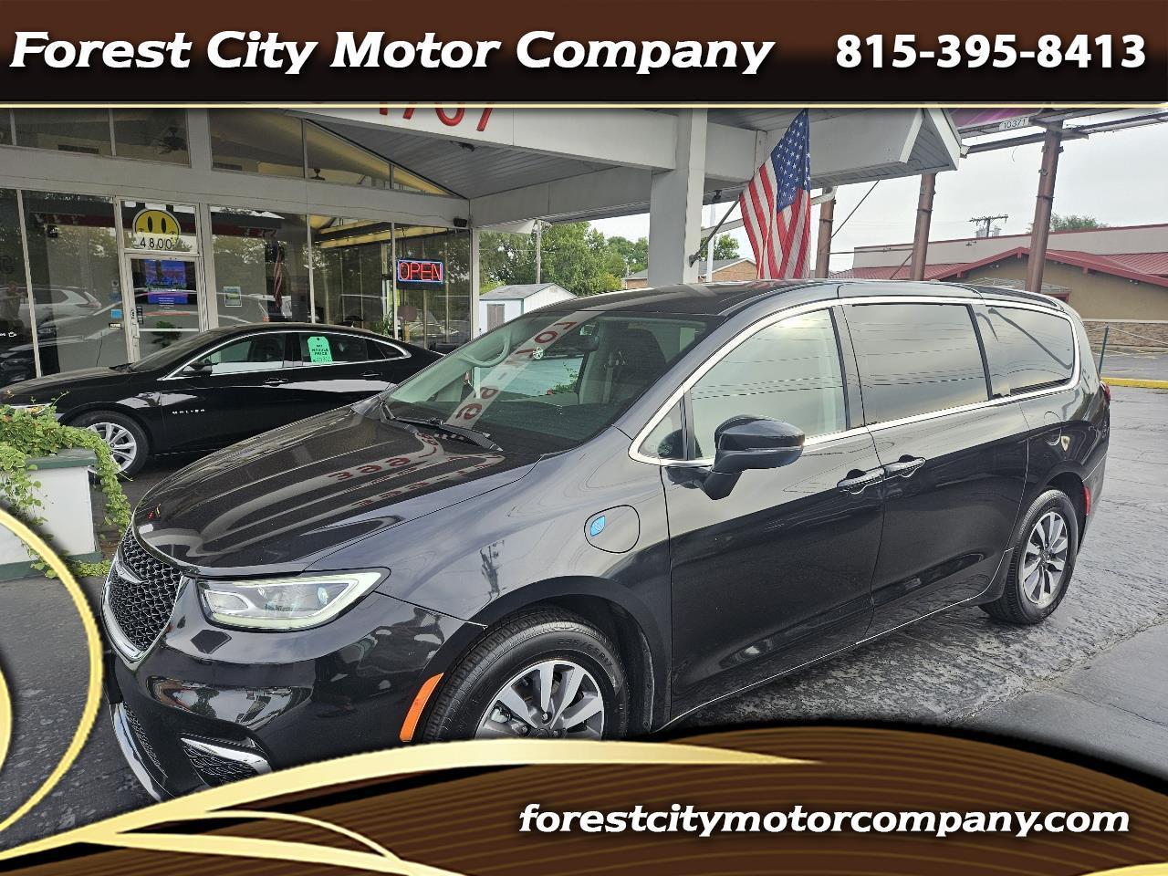 2023 Chrysler Pacifica Hybrid Touring L FWD