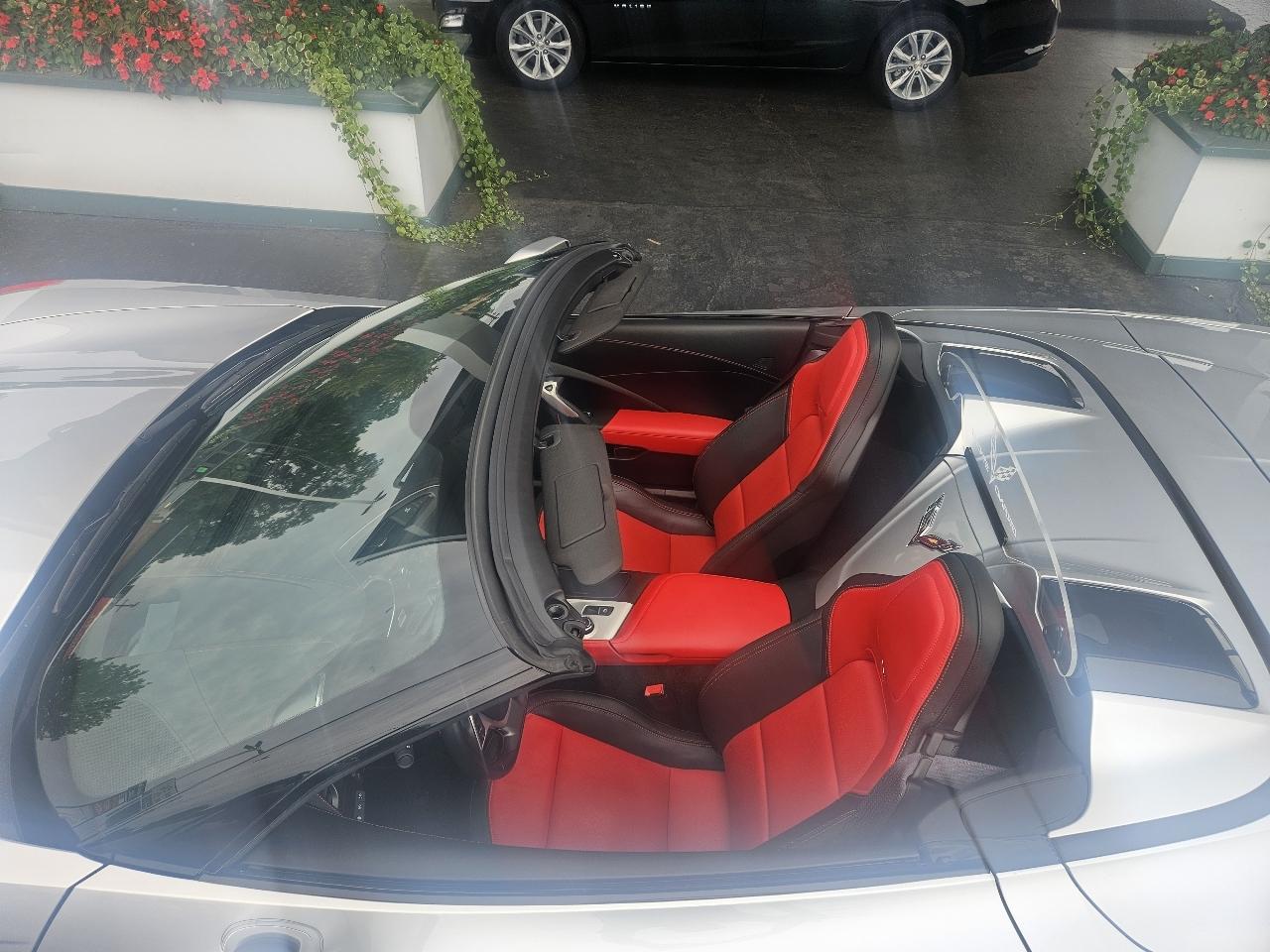 Chevrolet Corvette 2dr Grand Sport Conv w/2LT 2017