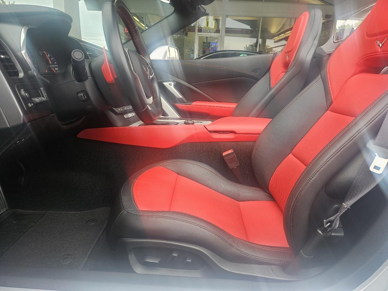 Chevrolet Corvette 2dr Grand Sport Conv w/2LT 2017