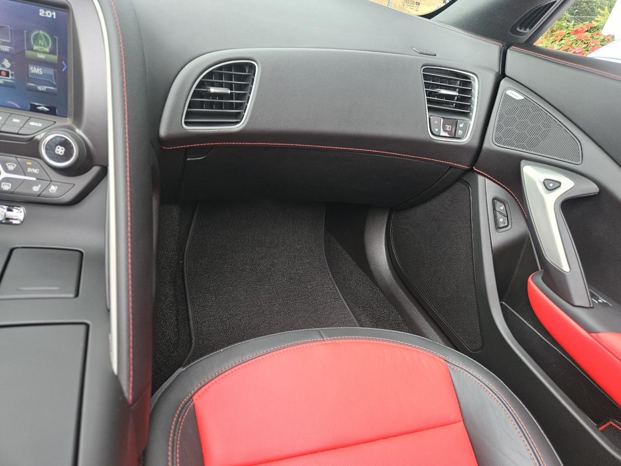 Chevrolet Corvette 2dr Grand Sport Conv w/2LT 2017