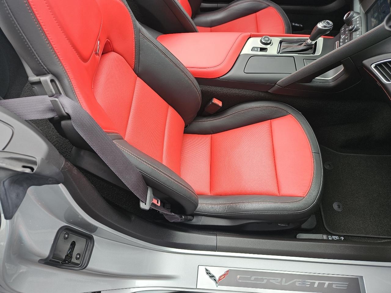 Chevrolet Corvette 2dr Grand Sport Conv w/2LT 2017