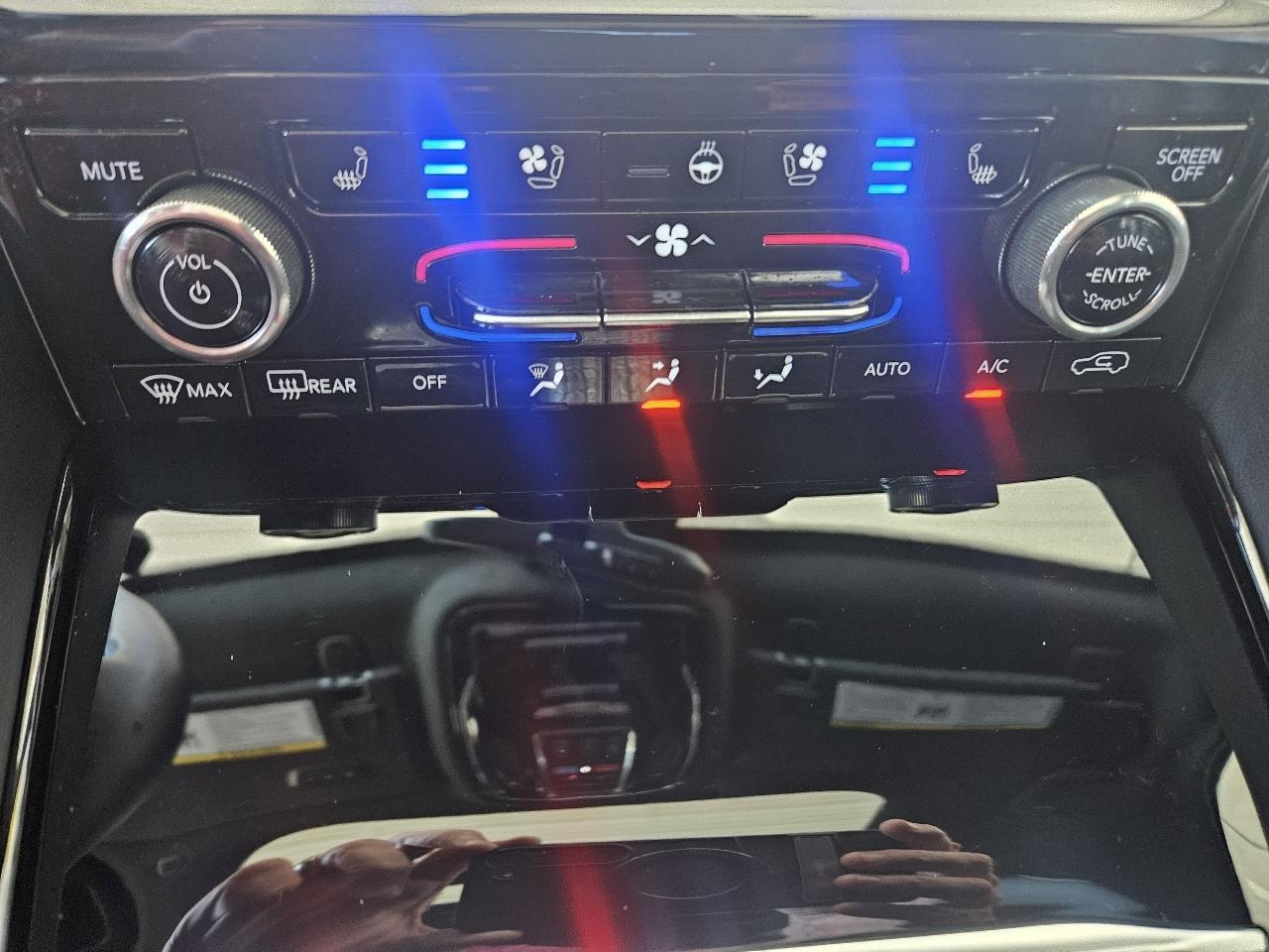 Jeep Grand Cherokee photo 22