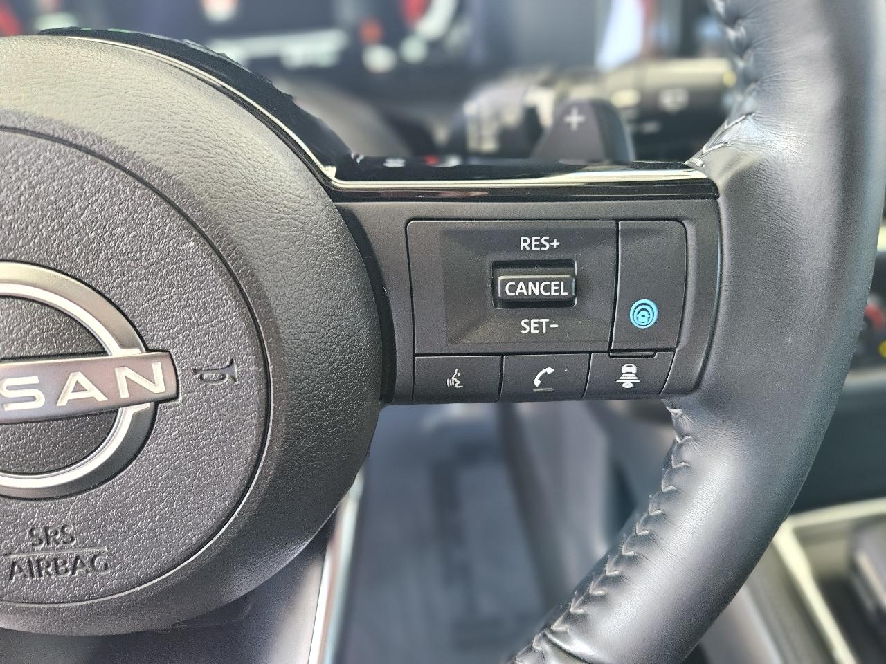 Nissan Pathfinder photo 15