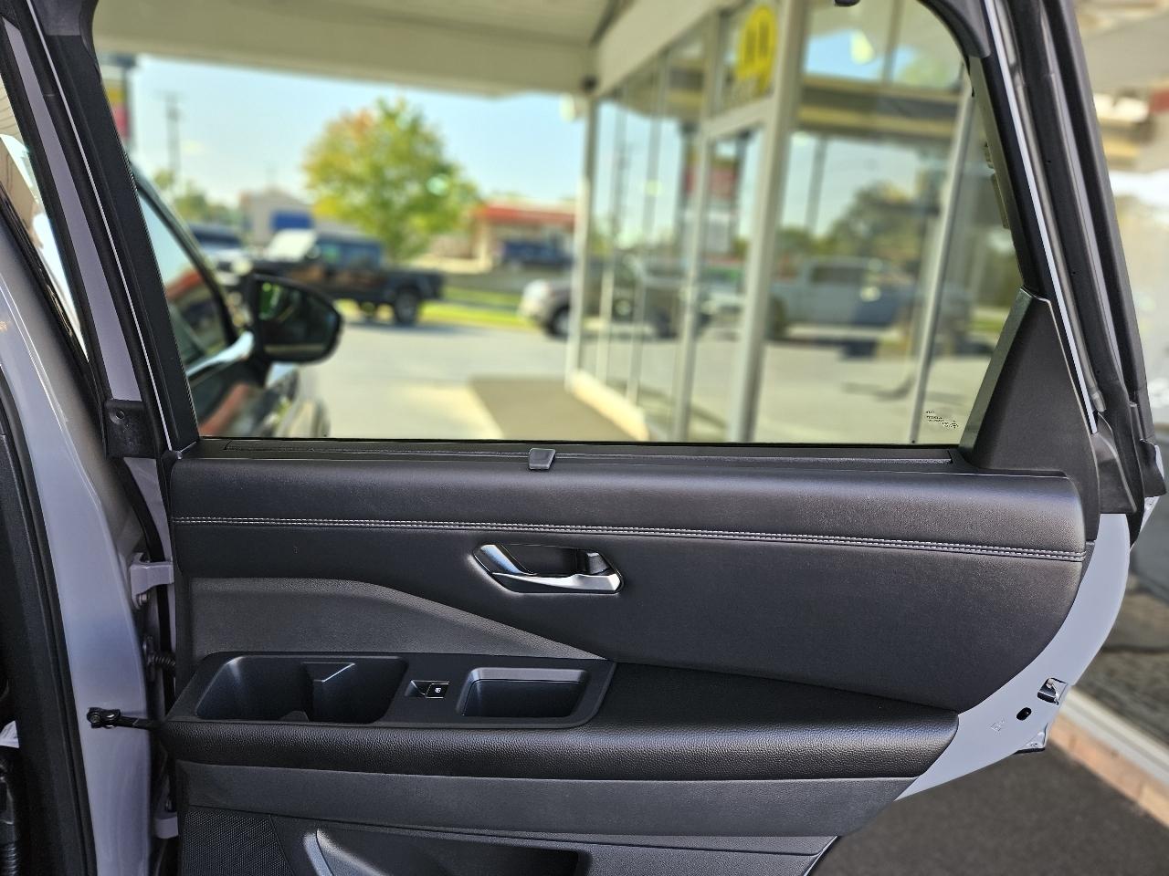 Nissan Pathfinder photo 35