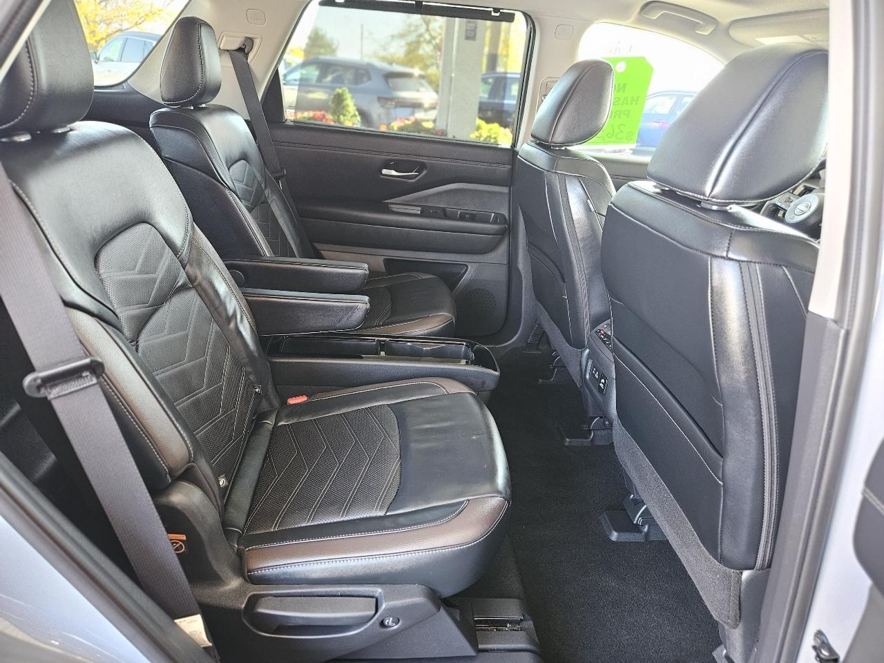 Nissan Pathfinder photo 36