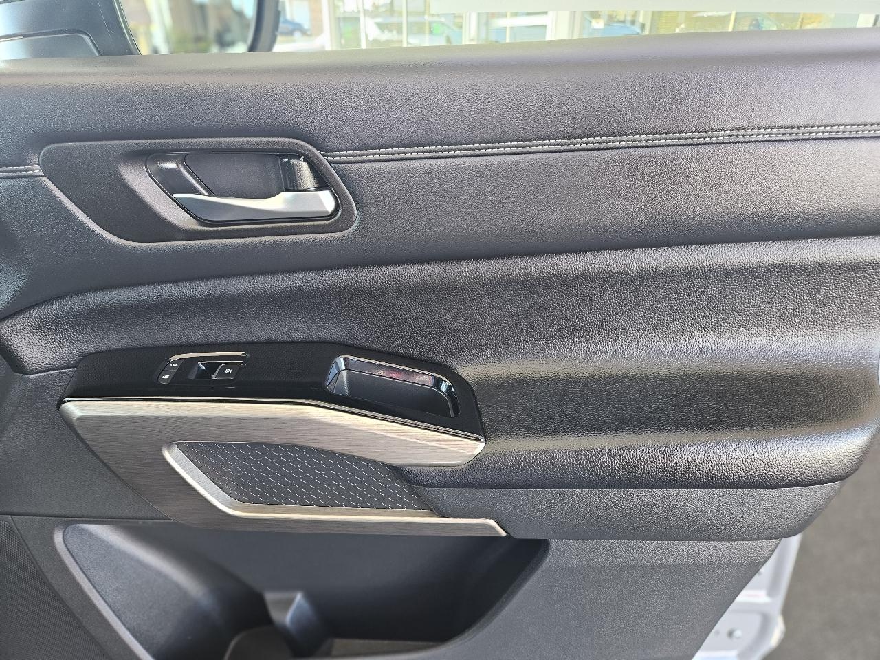 Nissan Pathfinder photo 39
