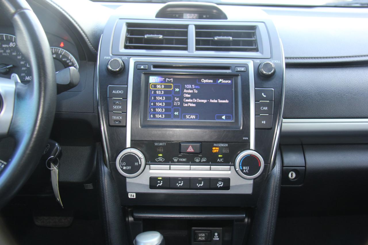 Toyota Camry SE 2014