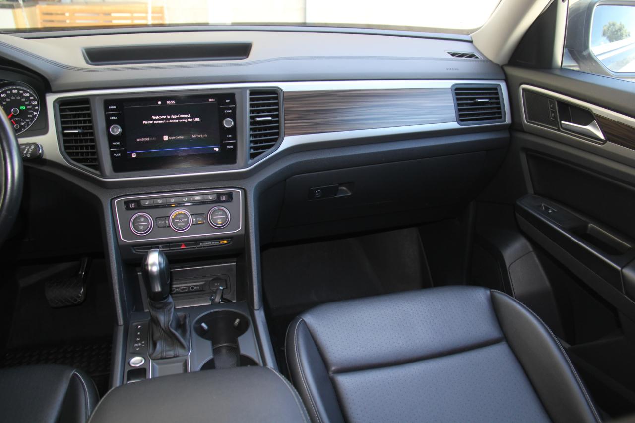 Volkswagen Atlas V6 SE w/Technology 2021