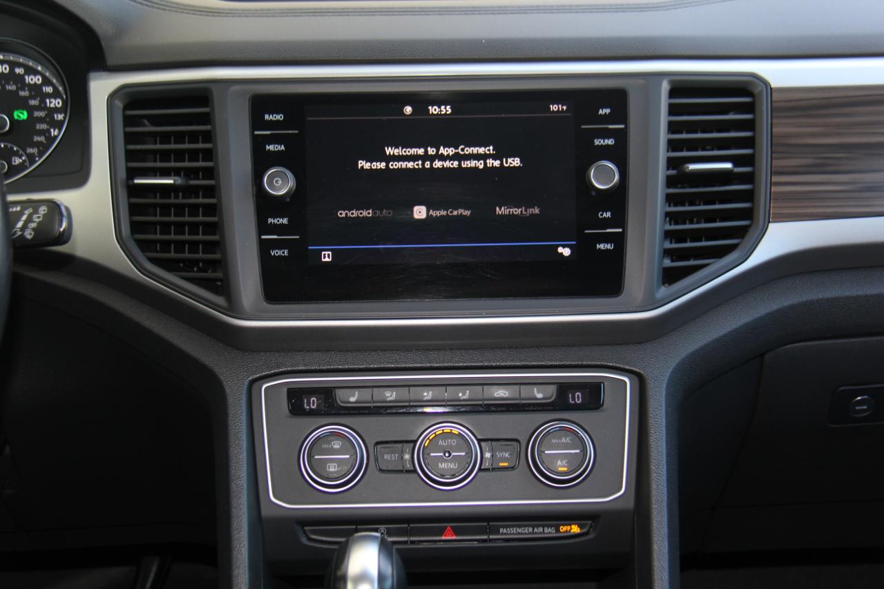 Volkswagen Atlas V6 SE w/Technology 2021