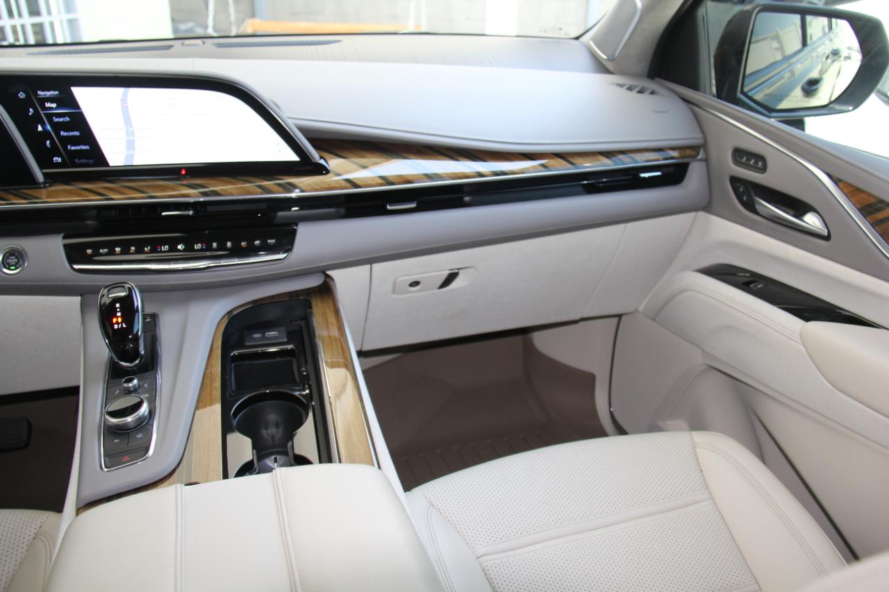 Cadillac Escalade ESV Sport Platinum AWD 2023