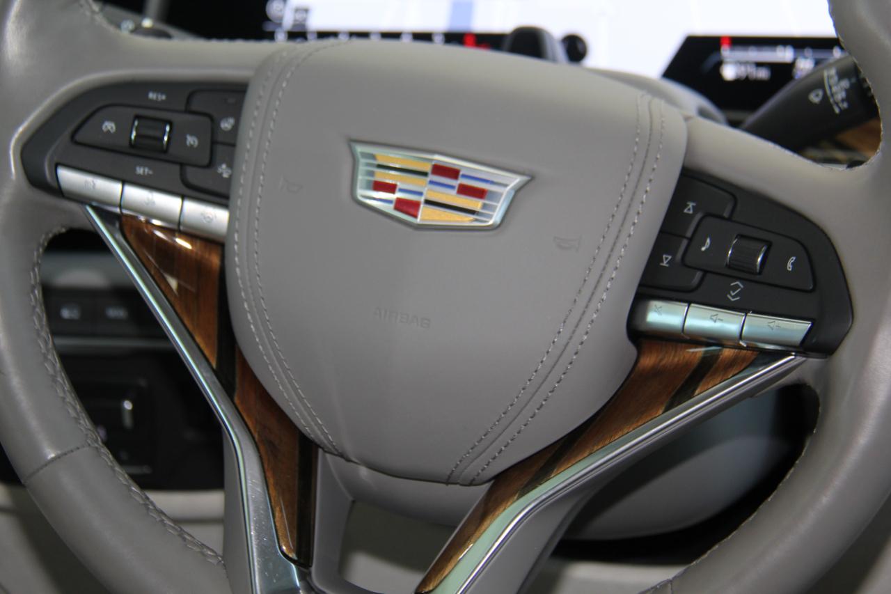 Cadillac Escalade ESV Sport Platinum AWD 2023