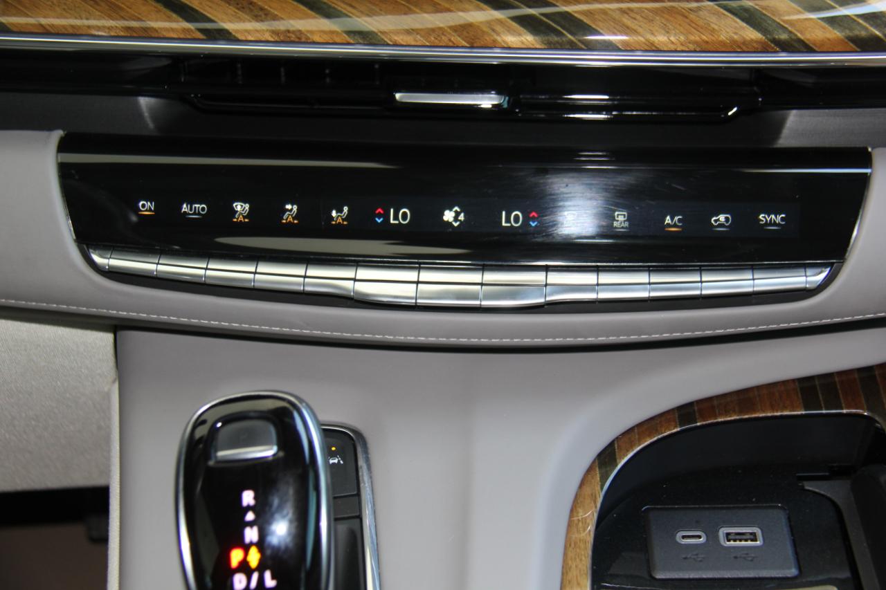 Cadillac Escalade ESV Sport Platinum AWD 2023