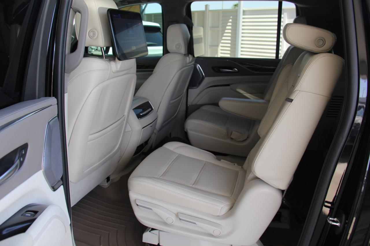 Cadillac Escalade ESV Sport Platinum AWD 2023