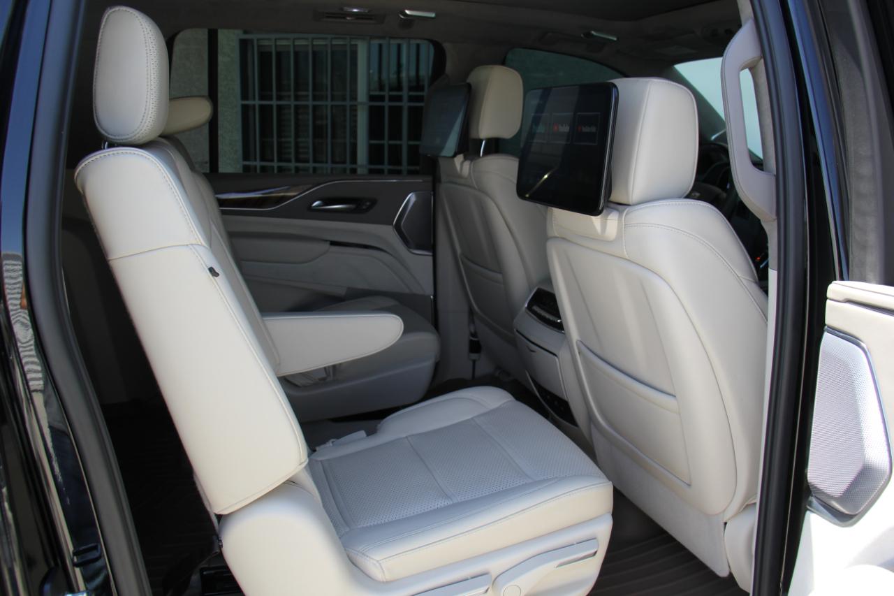 Cadillac Escalade ESV Sport Platinum AWD 2023