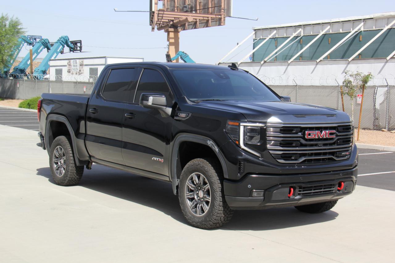 GMC Sierra 1500 AT4 Crew Cab 4WD 2024