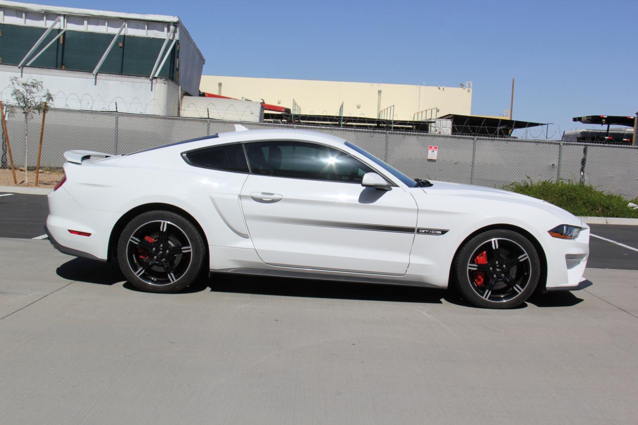Ford Mustang  2021