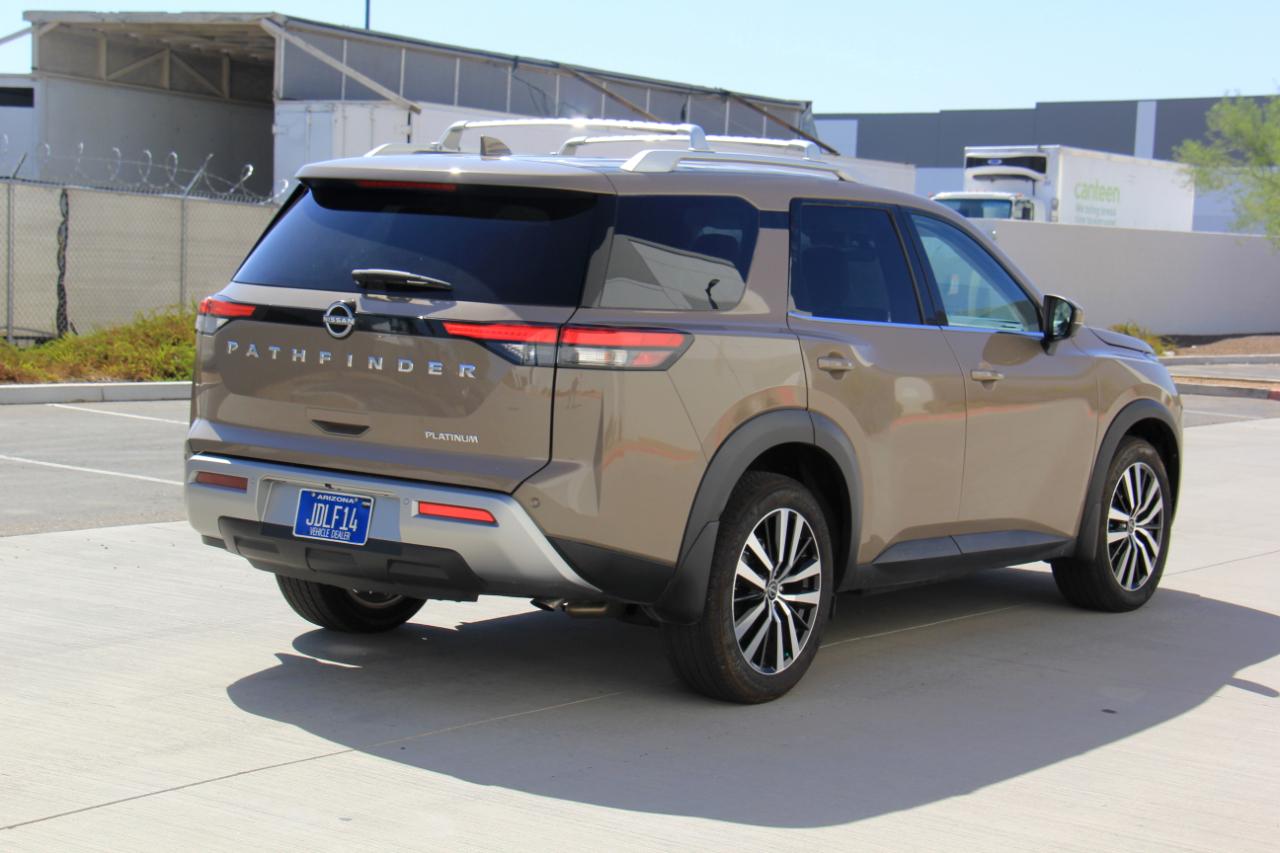 Nissan Pathfinder Platinum 2024