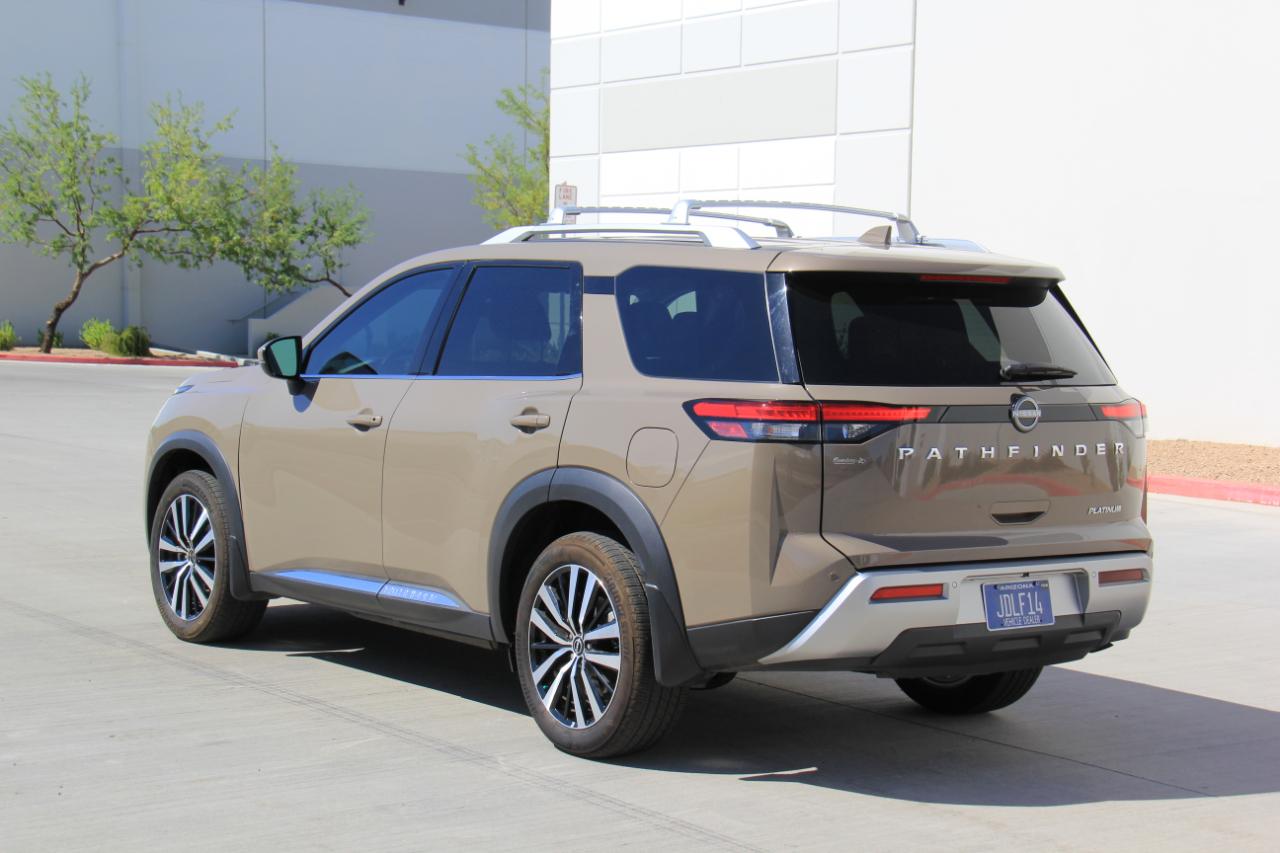 Nissan Pathfinder Platinum 2024