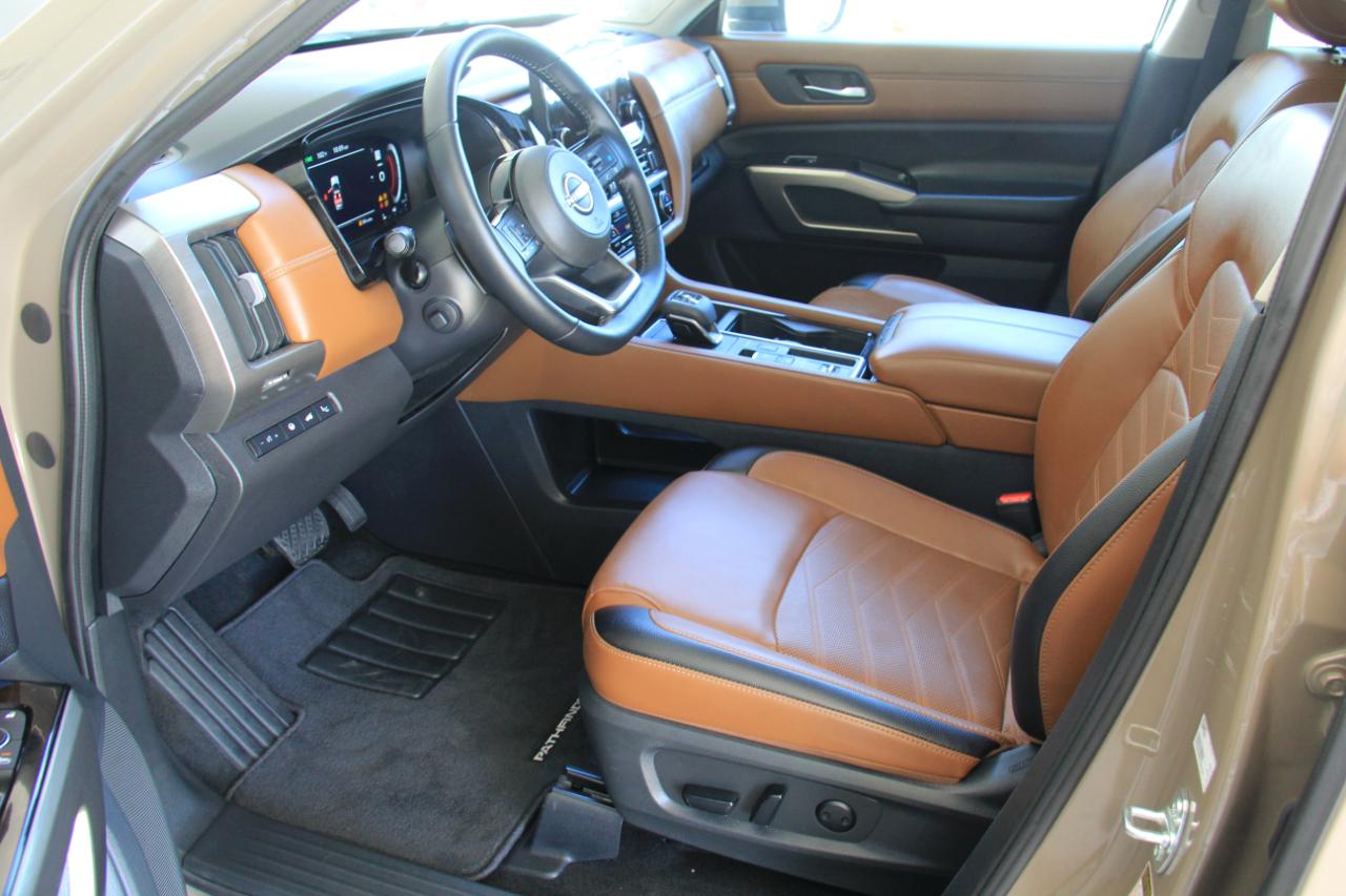 Nissan Pathfinder Platinum 2024