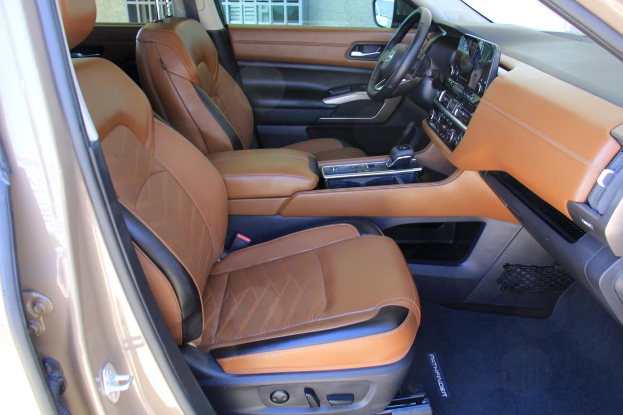 Nissan Pathfinder Platinum 2024