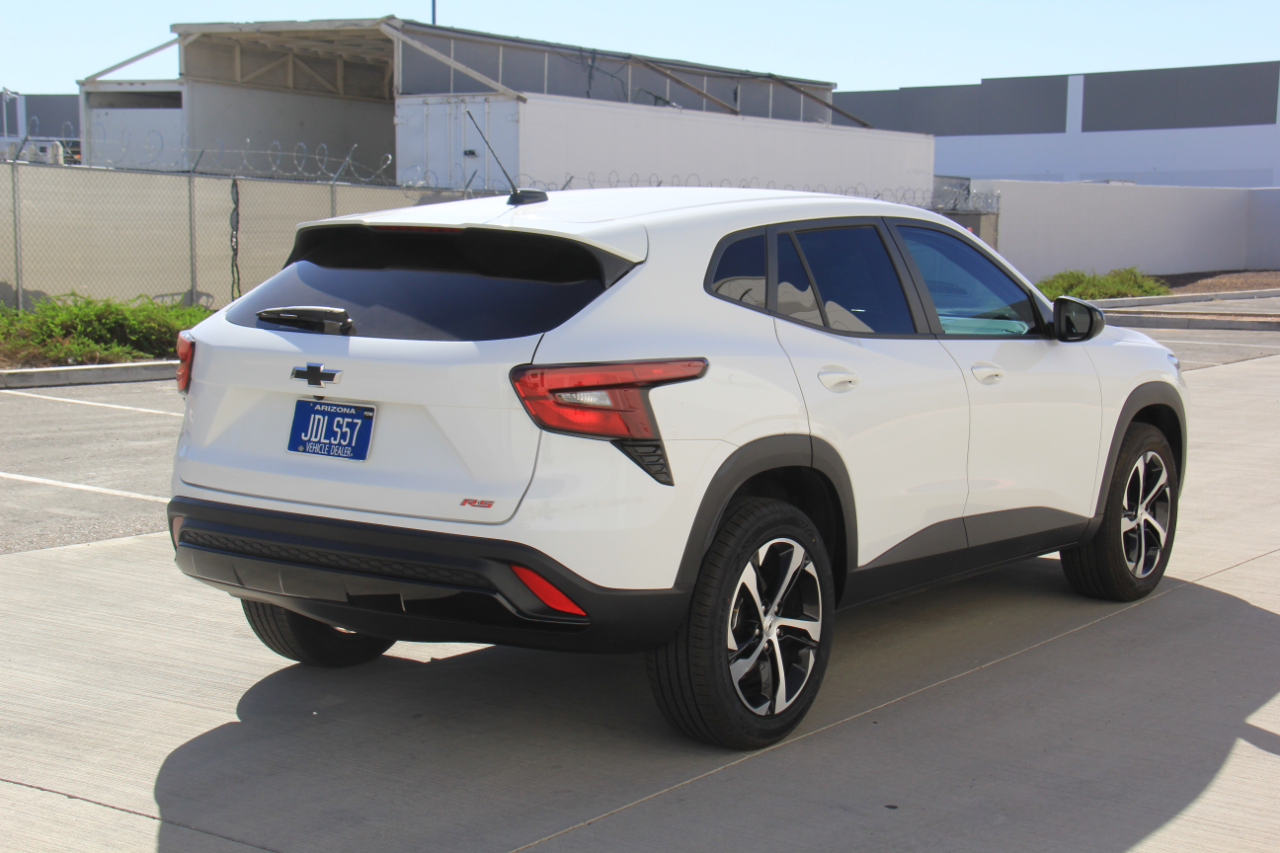 2024 Chevrolet Trax photo 4