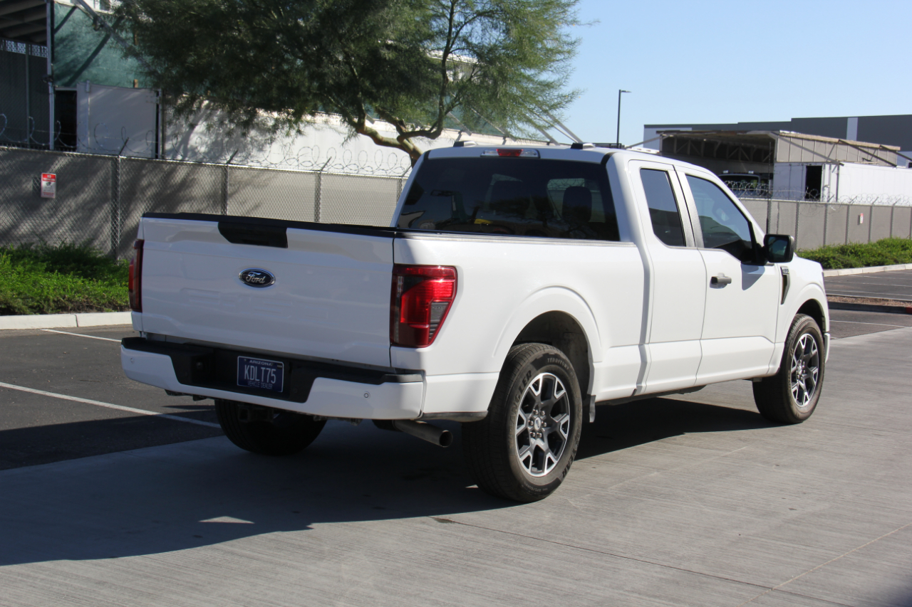 Ford F-150 STX SuperCab 2WD 2024