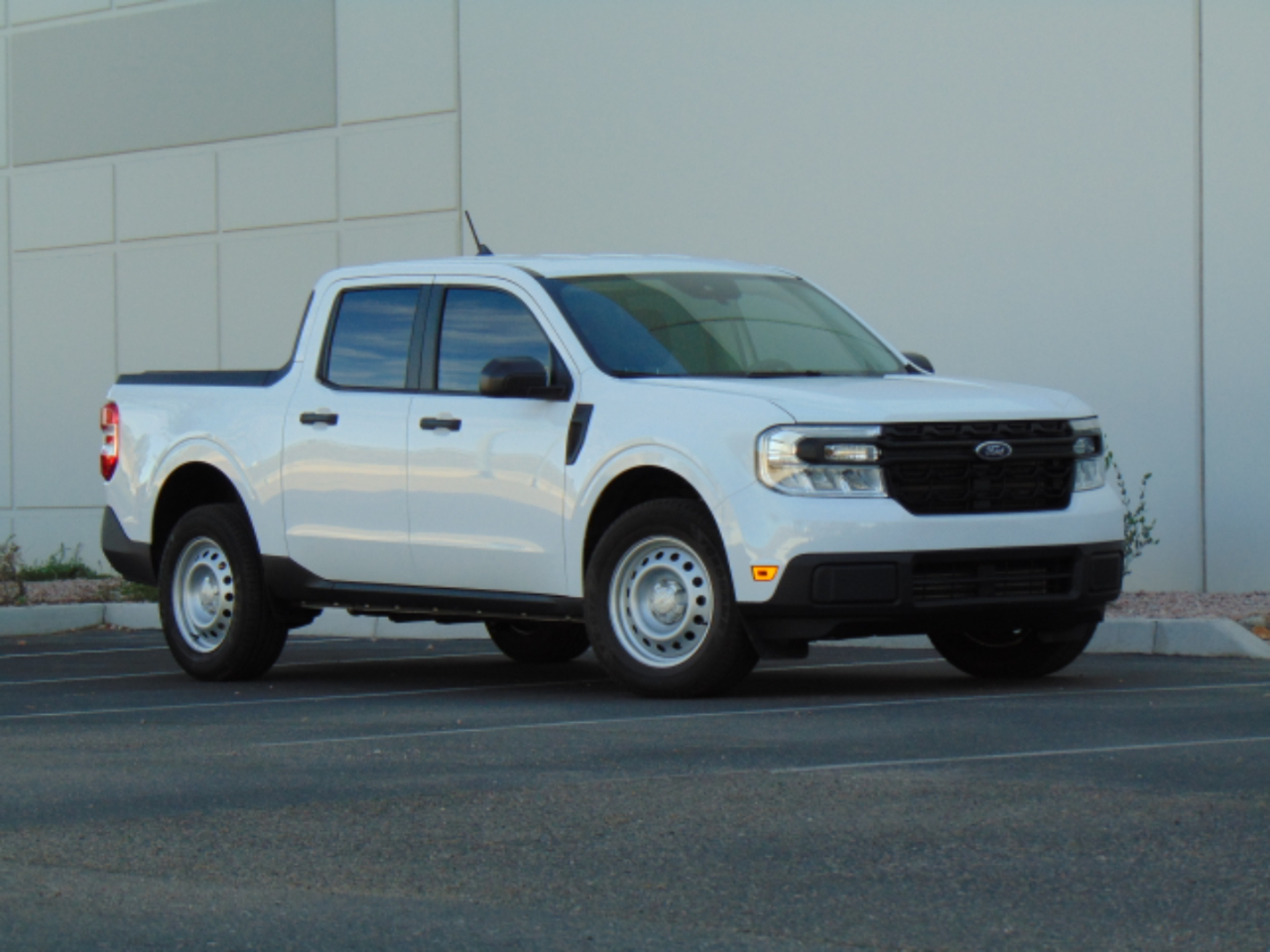 2024 Ford Maverick XL