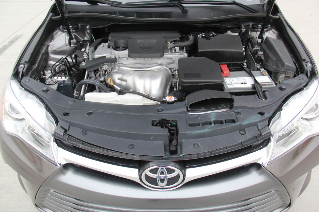 Toyota Camry SE 2017