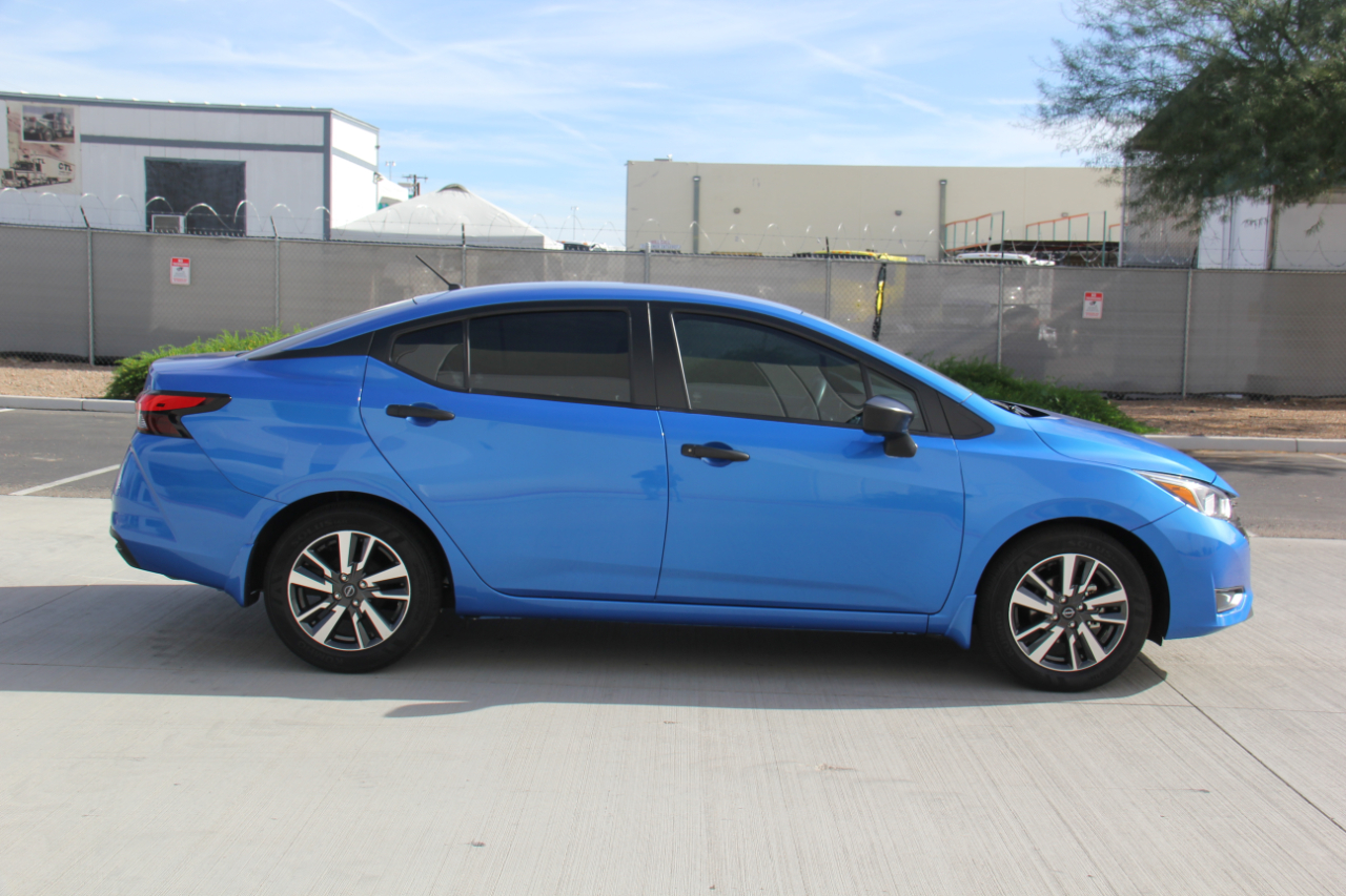 Nissan Versa S CVT 2024