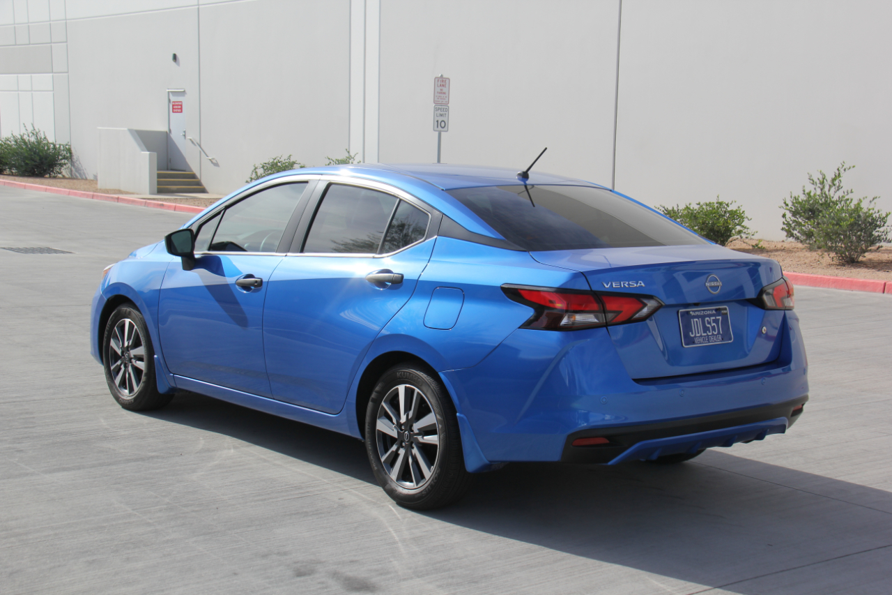 Nissan Versa S CVT 2024