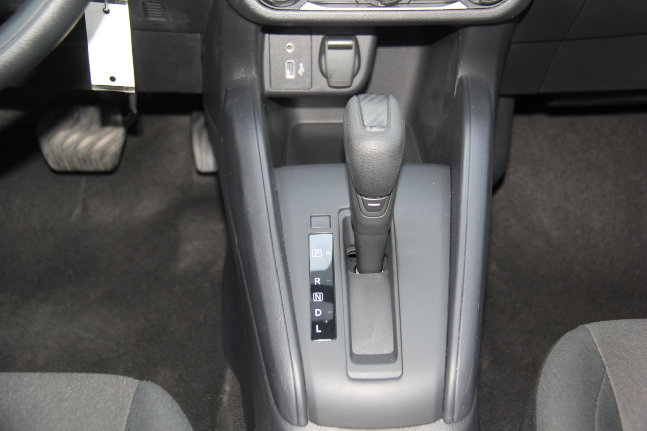 Nissan Versa S CVT 2024