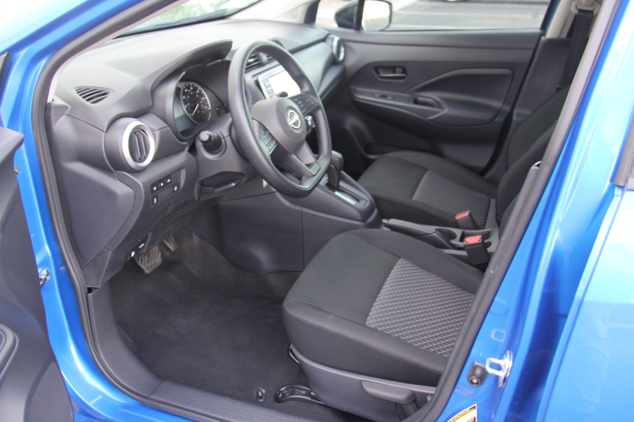 Nissan Versa S CVT 2024