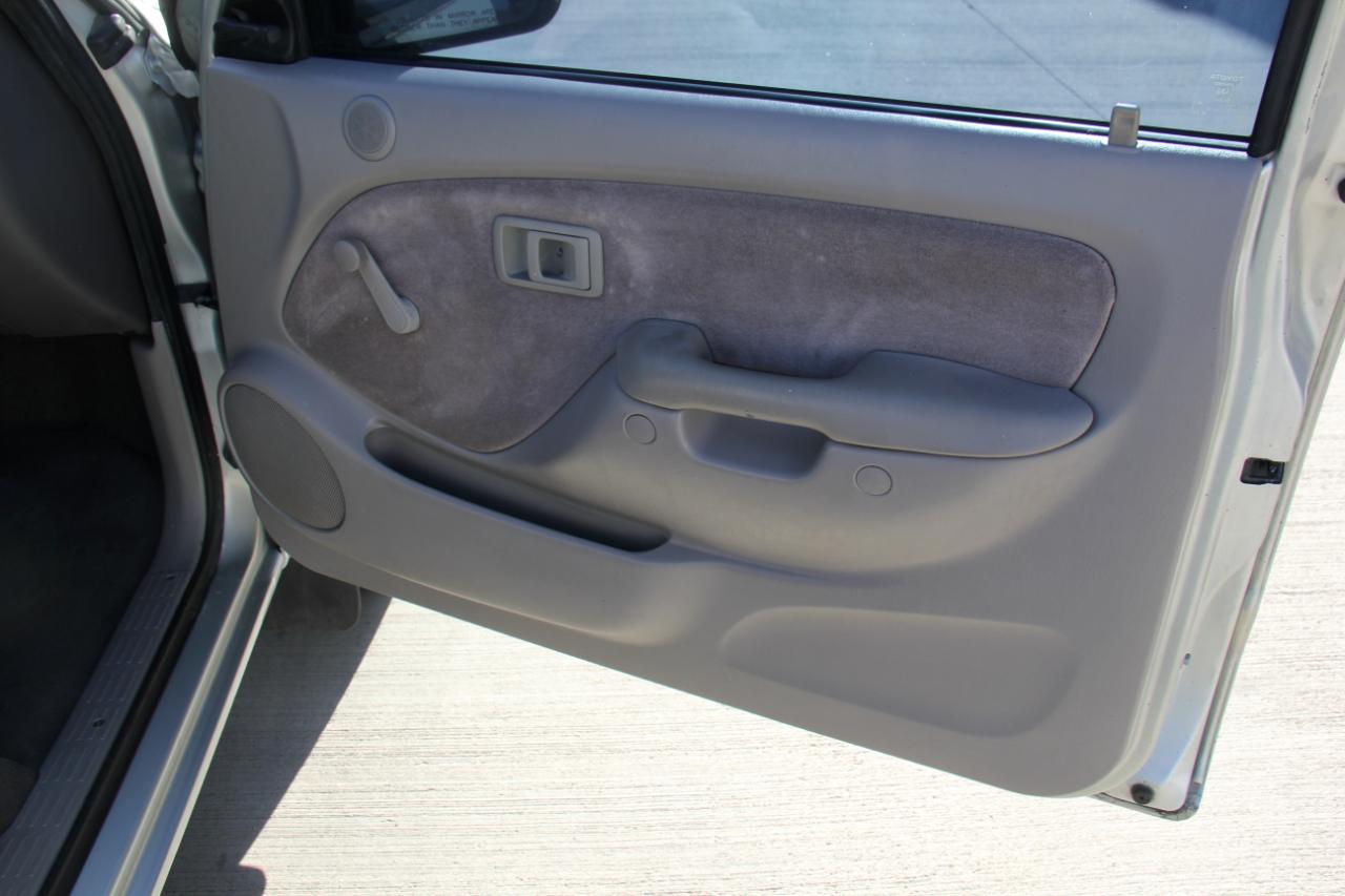 Toyota Tacoma 2WD 2002