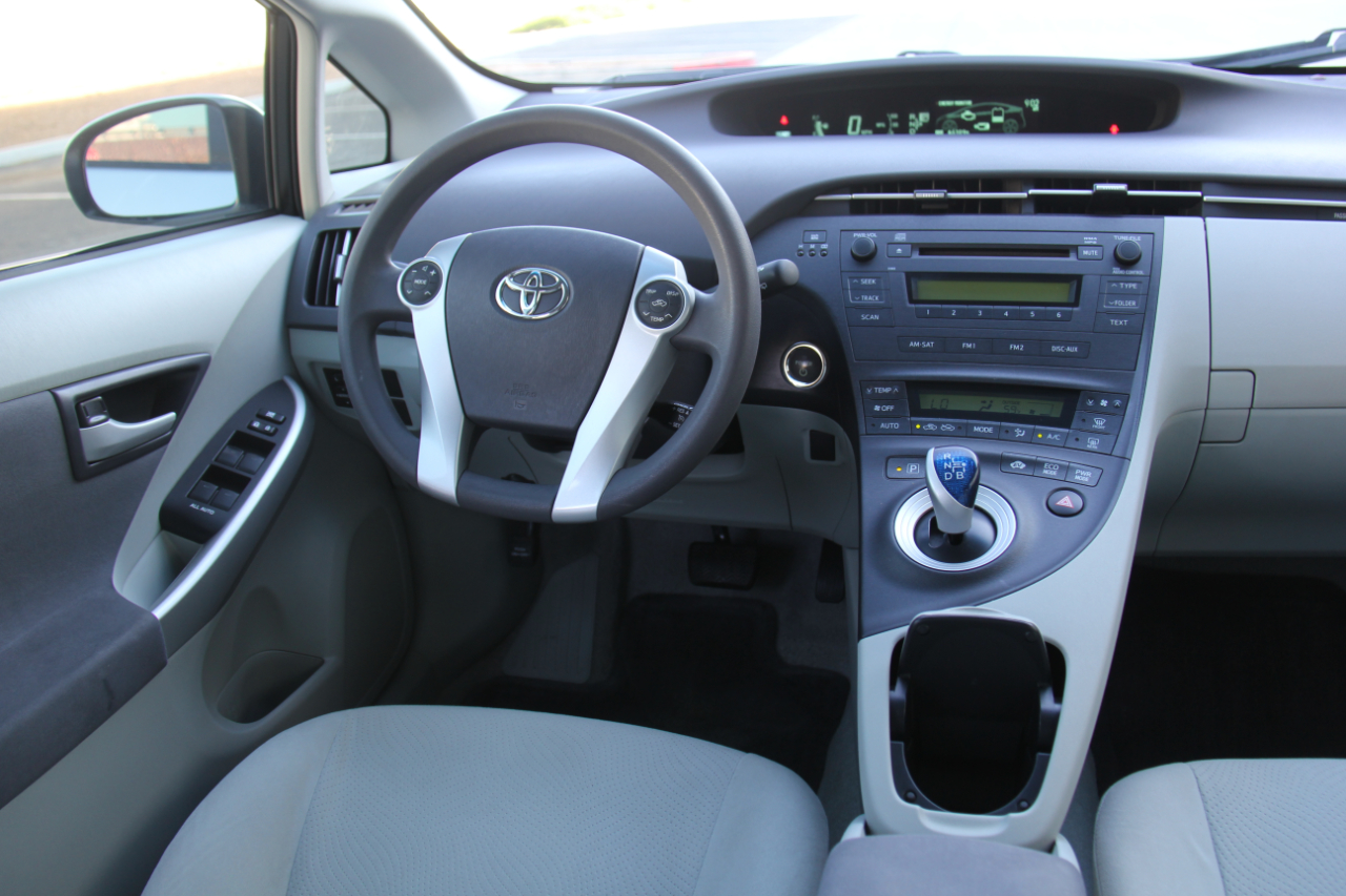 Toyota Prius Prius II 2010