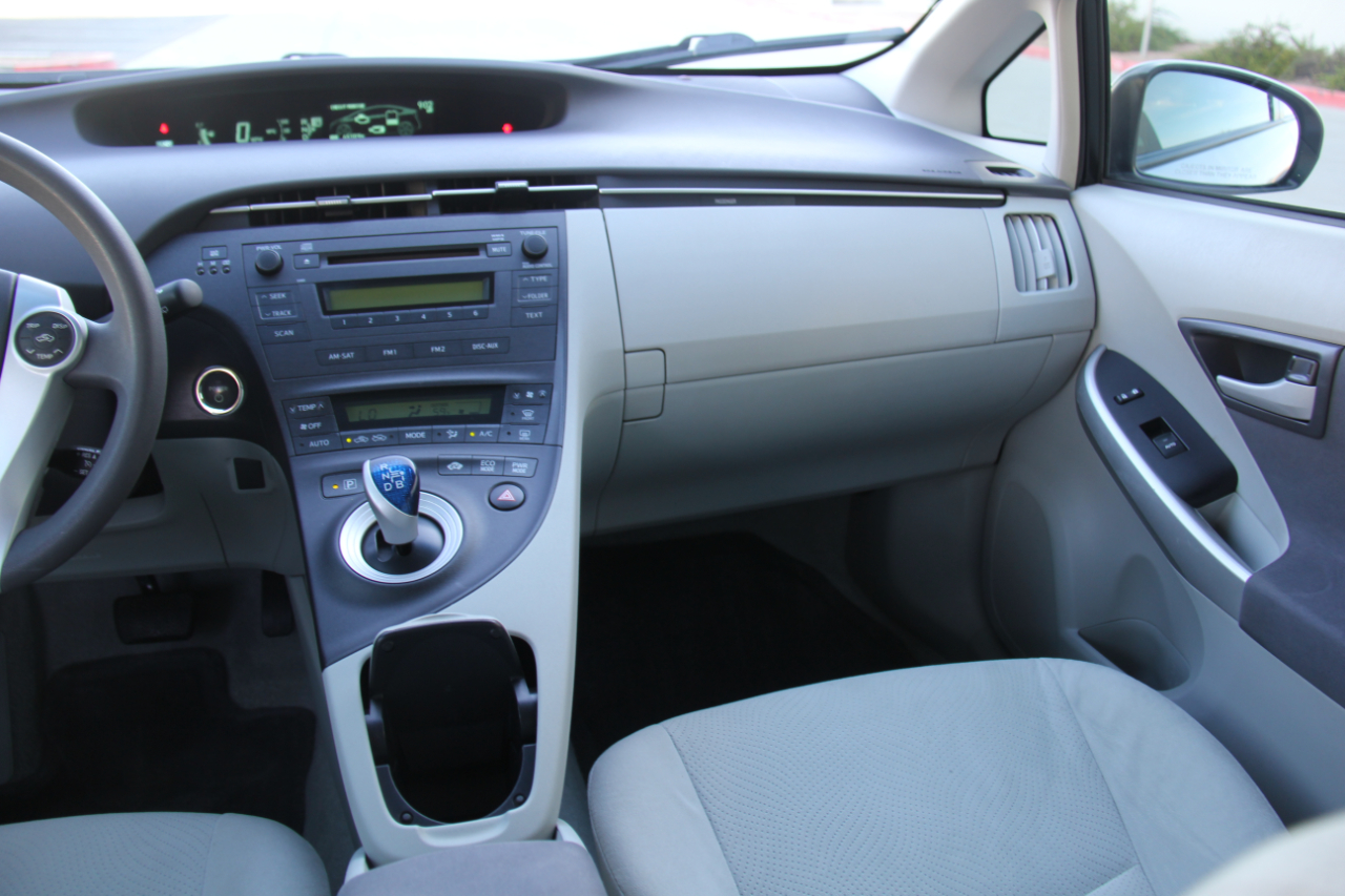 Toyota Prius Prius II 2010