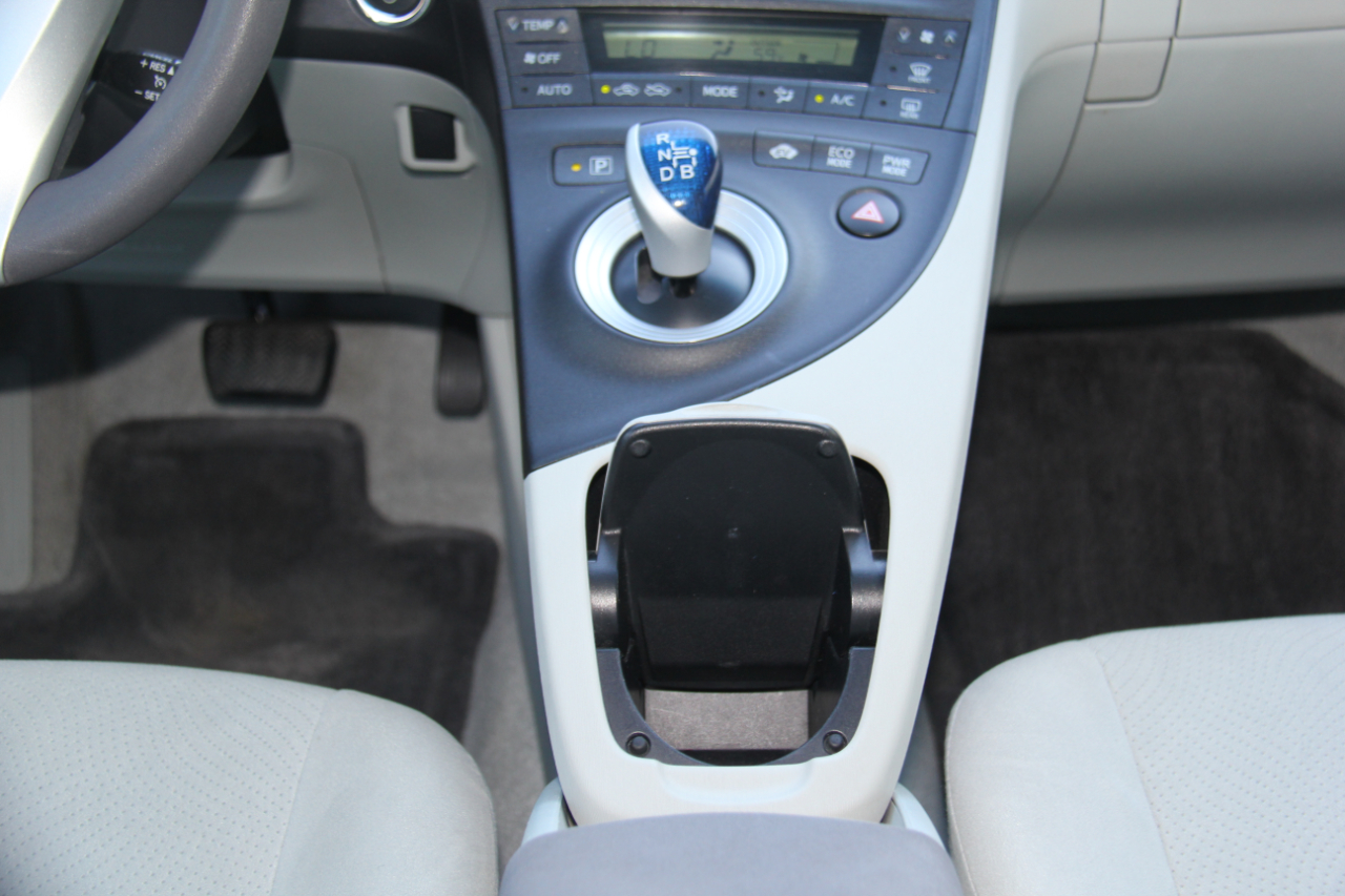 Toyota Prius Prius II 2010