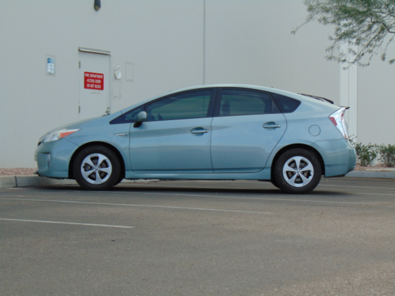 Toyota Prius  2013