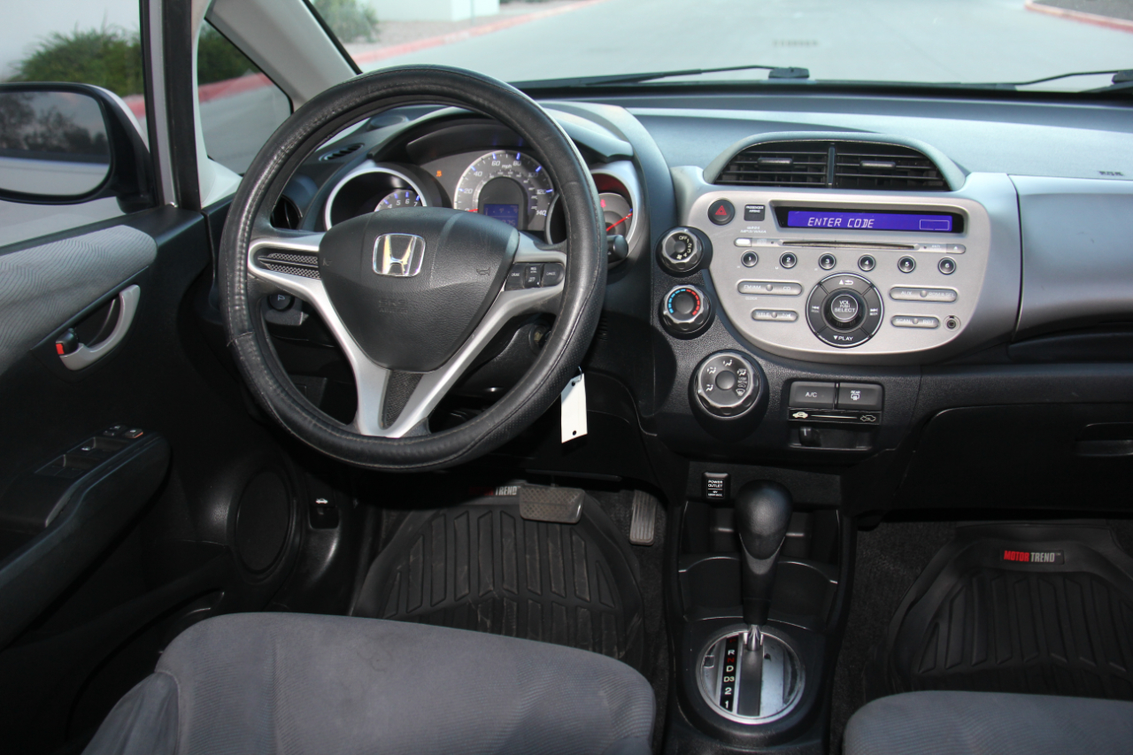 Honda Fit 5-Speed AT 2013