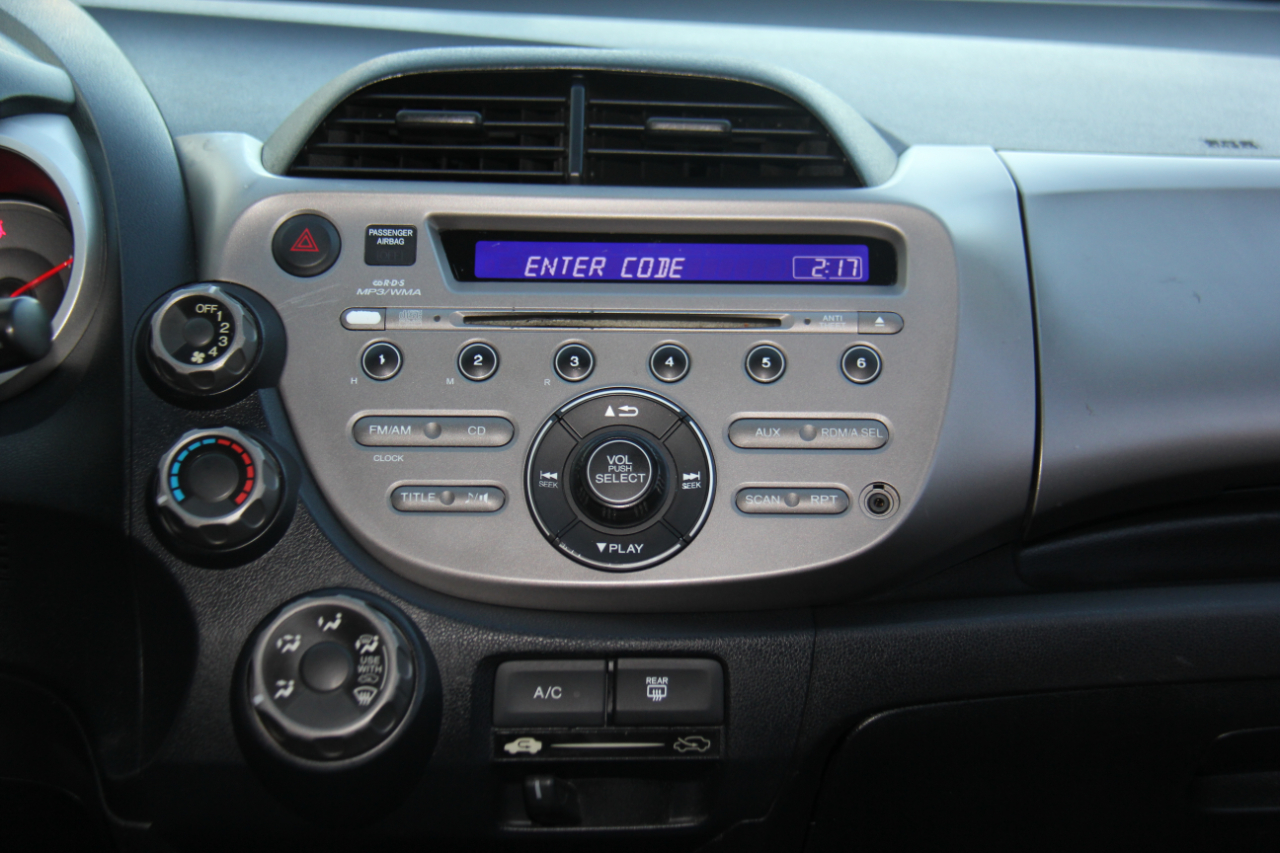 Honda Fit 5-Speed AT 2013