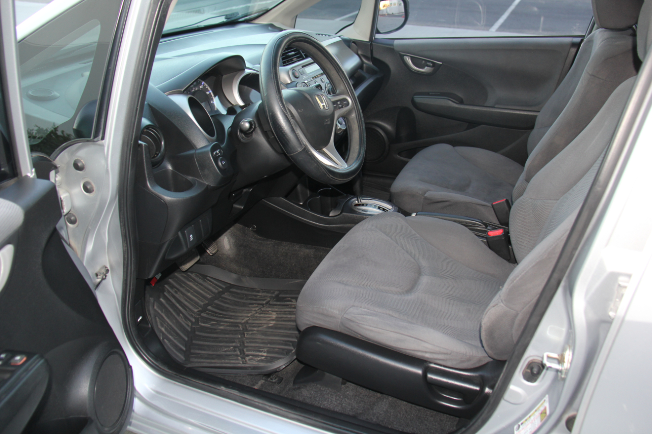 Honda Fit 5-Speed AT 2013