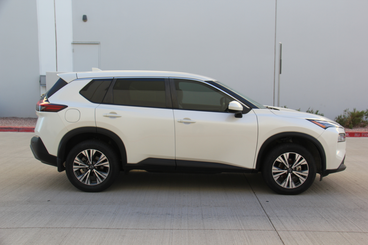 Nissan Rogue SV 2023