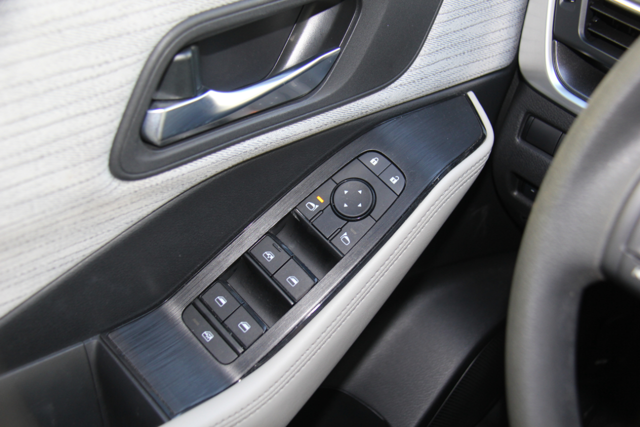 Nissan Rogue SV 2023