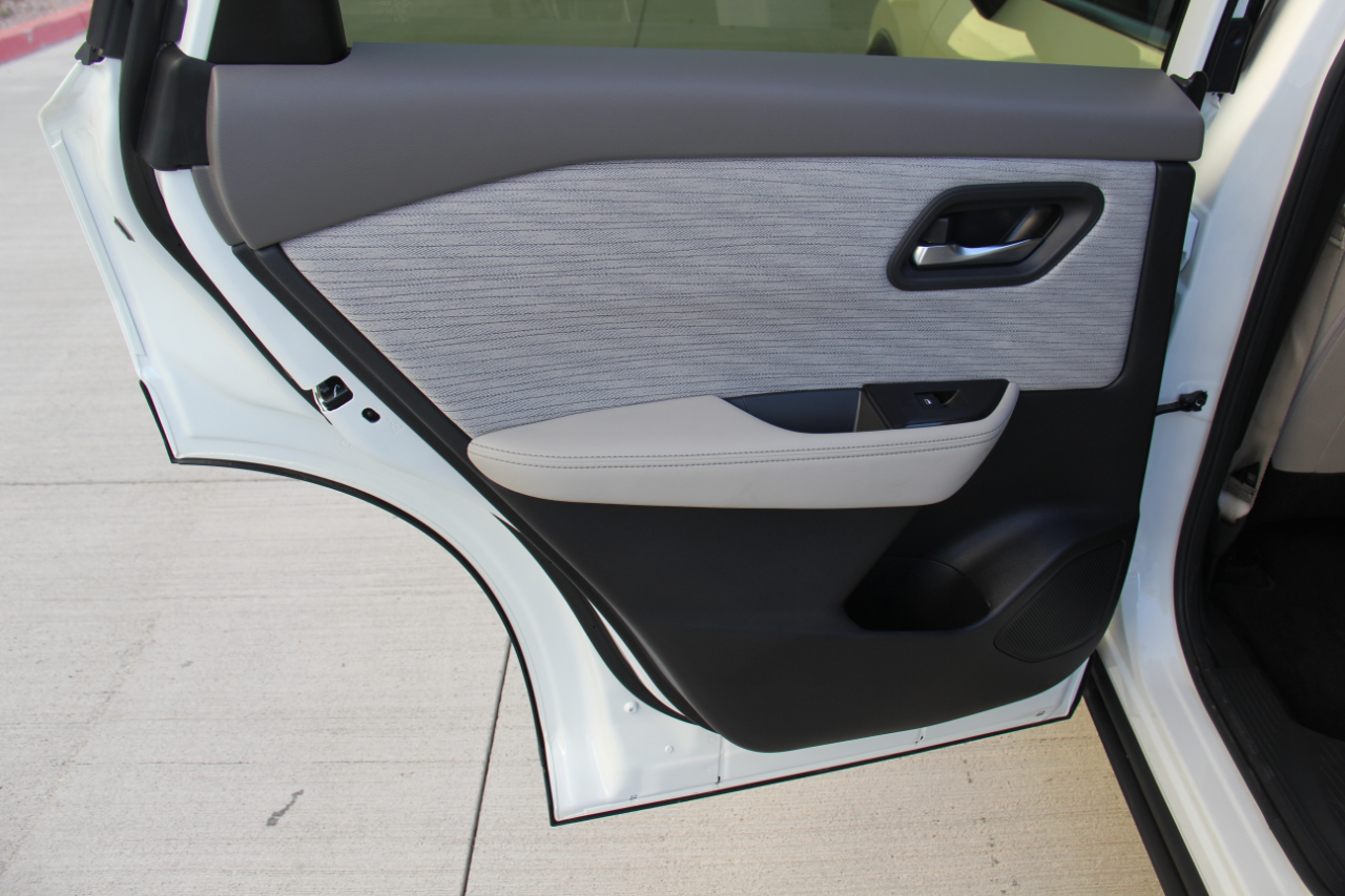 Nissan Rogue SV 2023