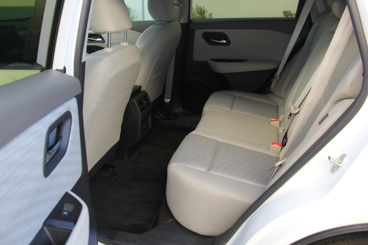 Nissan Rogue SV 2023